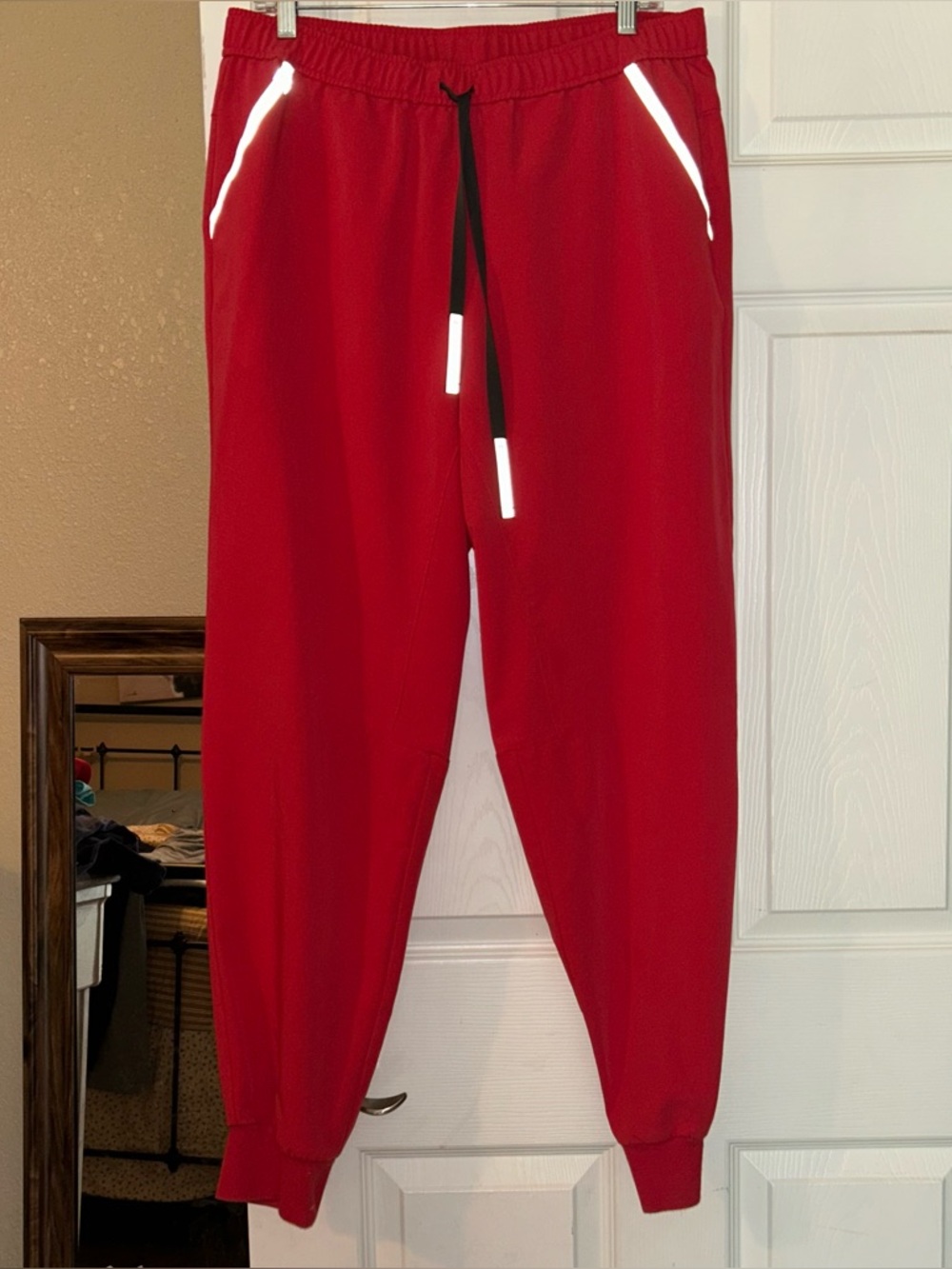 Men’s red hi-vis tansen jogger scrub pants large with reflector strips